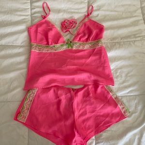 Betray Johnson cami and shorts